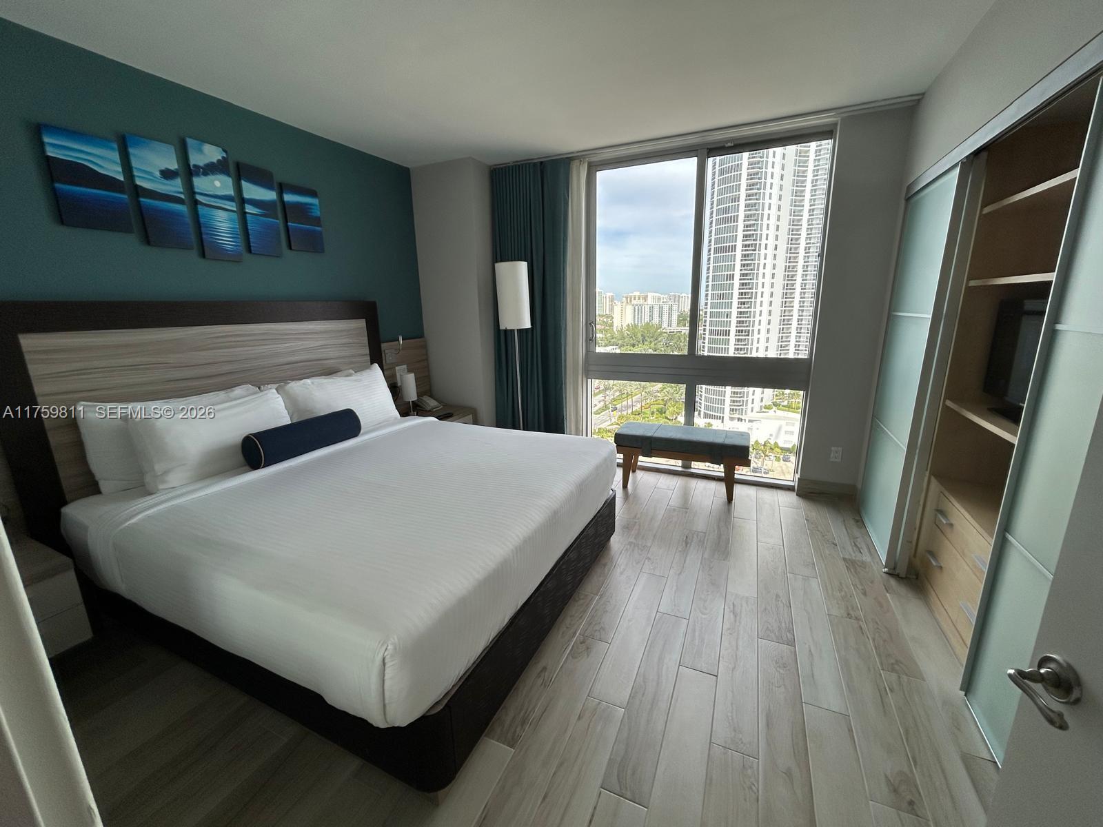 M RESORT RESIDENCES CONDO - Residential