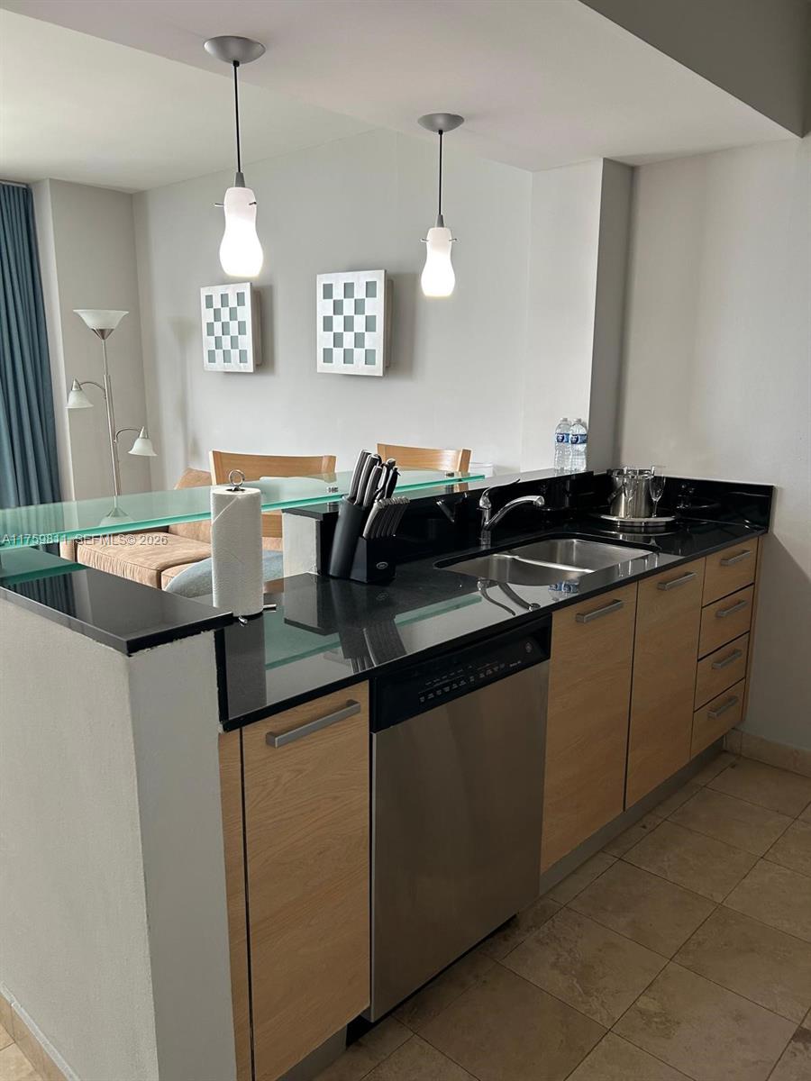 M RESORT RESIDENCES CONDO - Residential