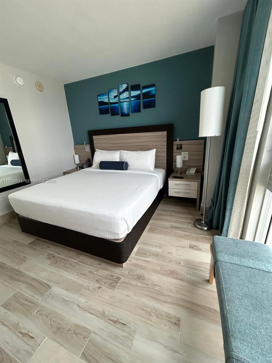 M RESORT RESIDENCES CONDO - Residential