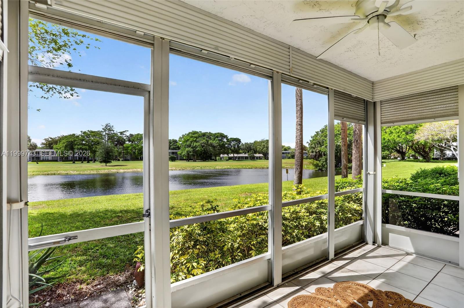 NO 102 PALM-AIRE COUNTRY - Residential