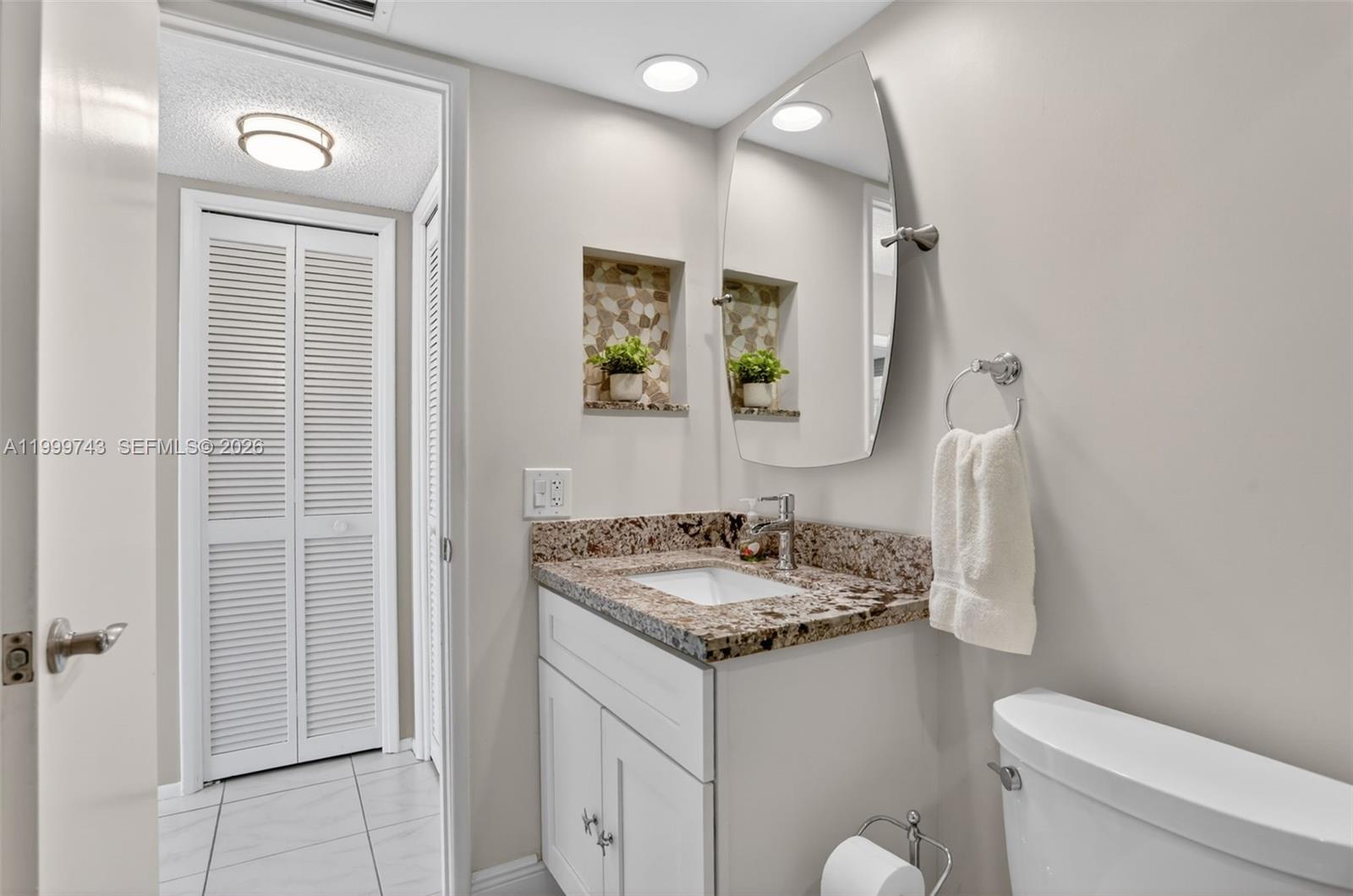 NO 102 PALM-AIRE COUNTRY - Residential