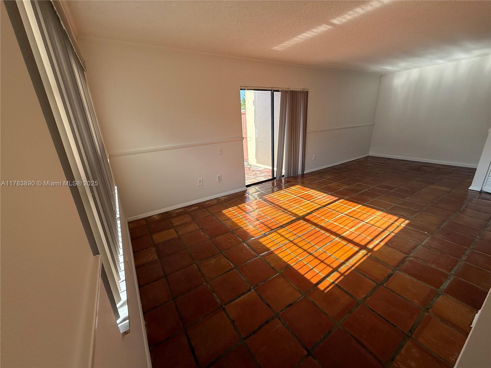 6540 Sw 114th Pl G73, Miami, Broward County, Florida - 2 Bedrooms  
2 Bathrooms - 