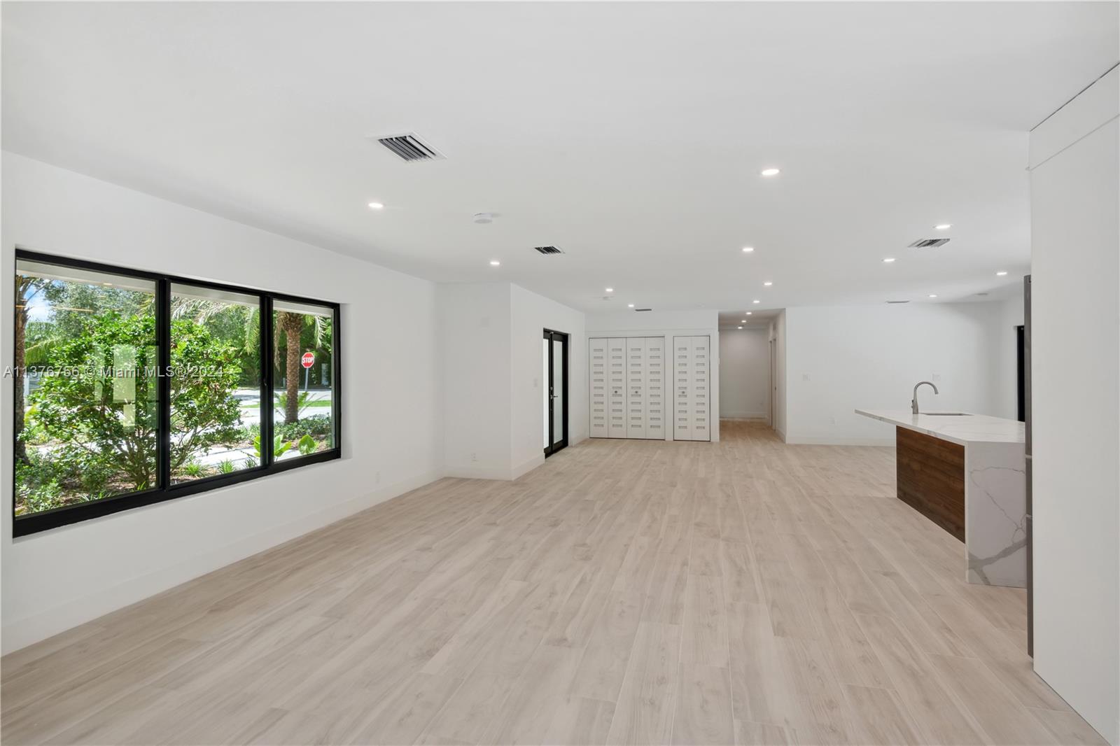 BARBARA ESTS 1ST ADDN - Residential