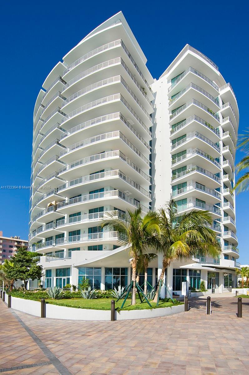 CAPRI SOUTH BEACH CONDO - Residential