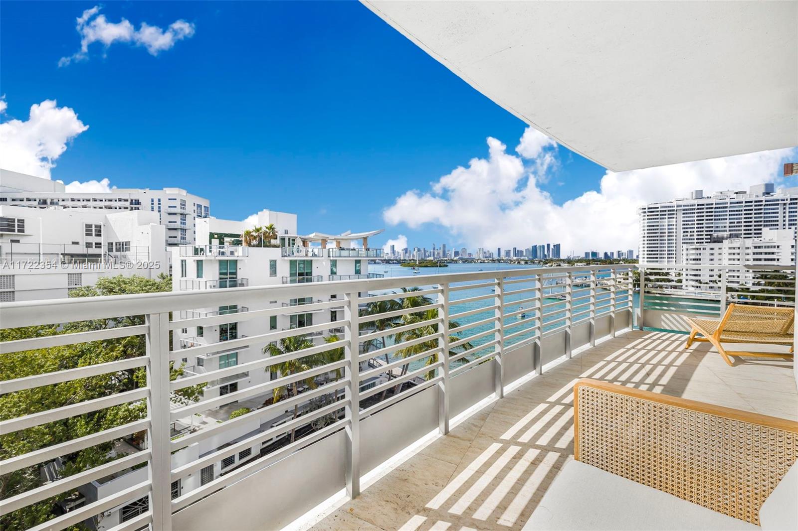 CAPRI SOUTH BEACH CONDO - Residential