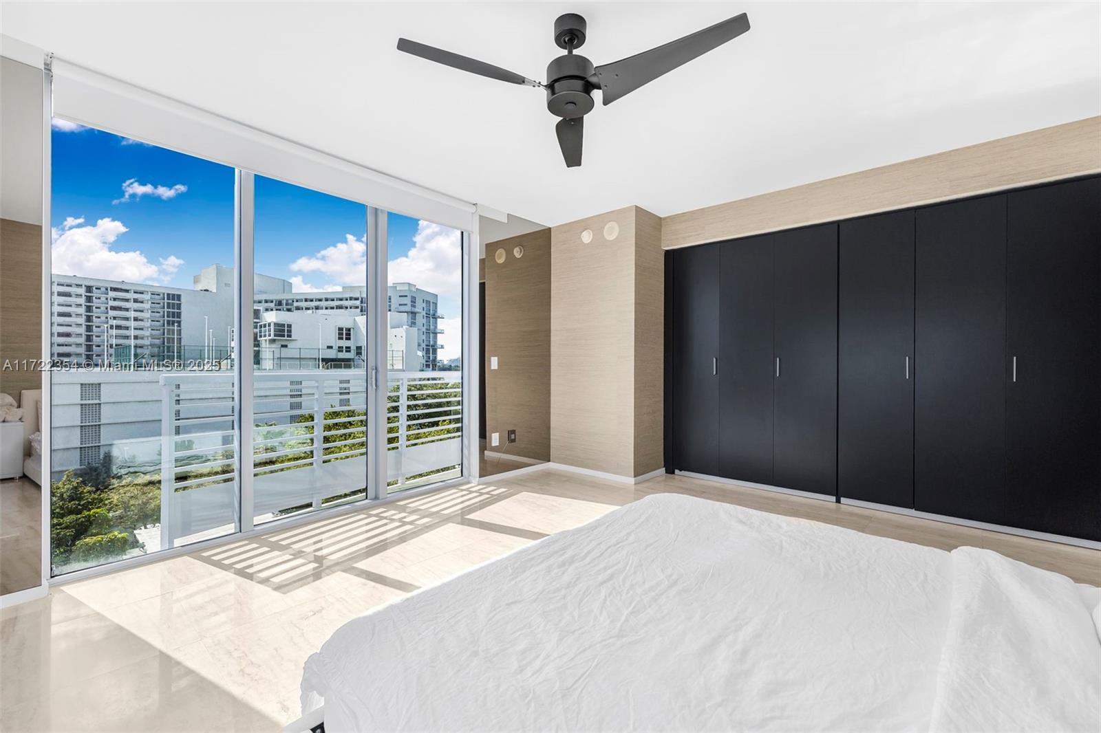 CAPRI SOUTH BEACH CONDO - Residential