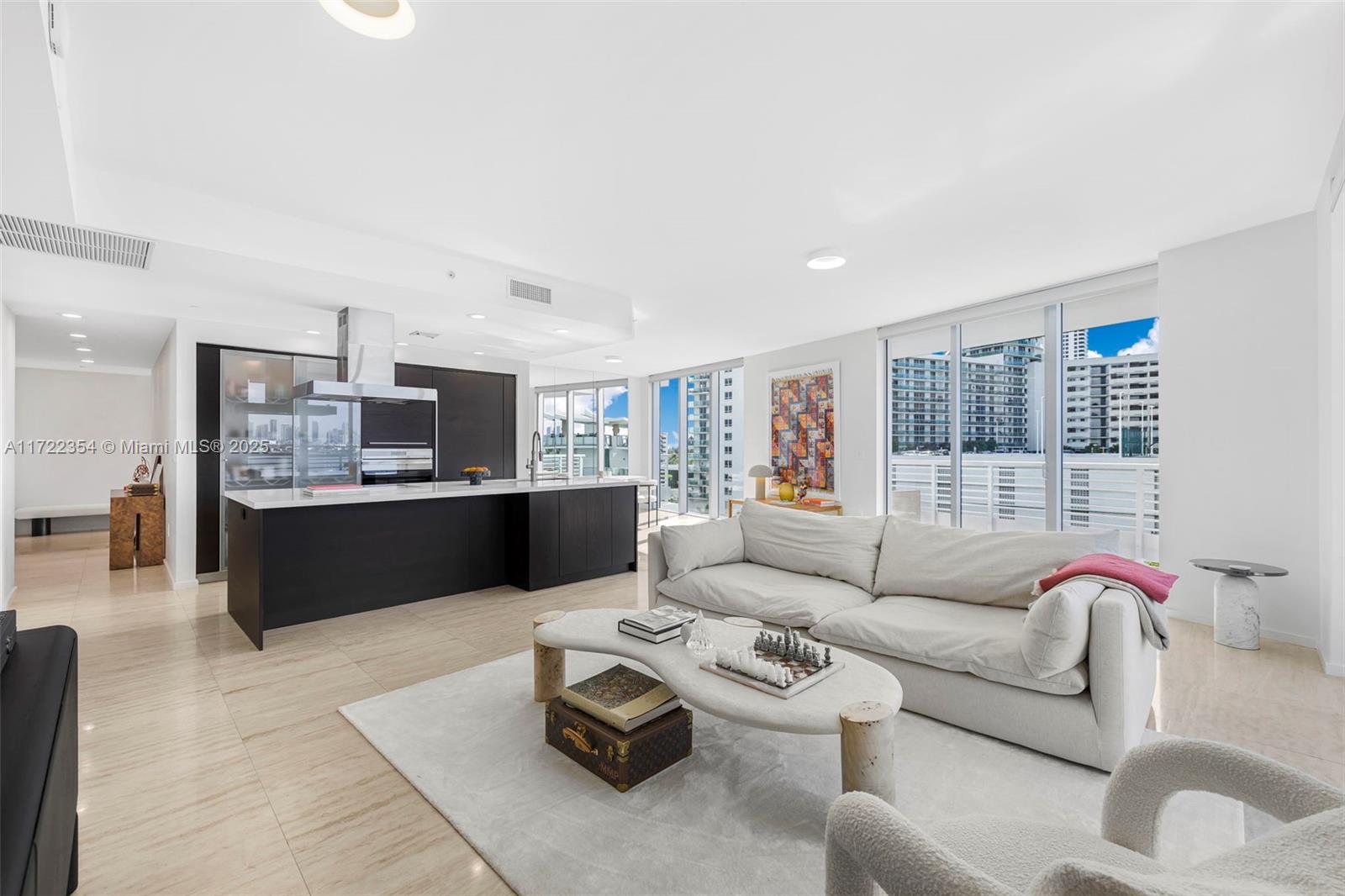 CAPRI SOUTH BEACH CONDO - Residential