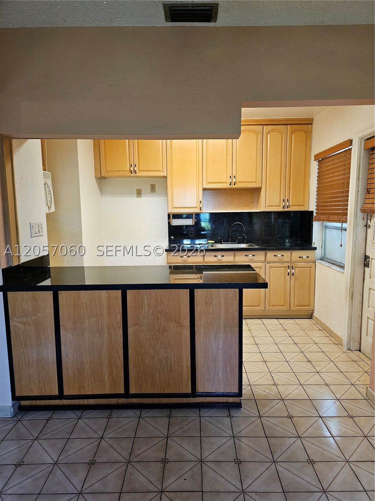 310 Ponce De Leon Blvd