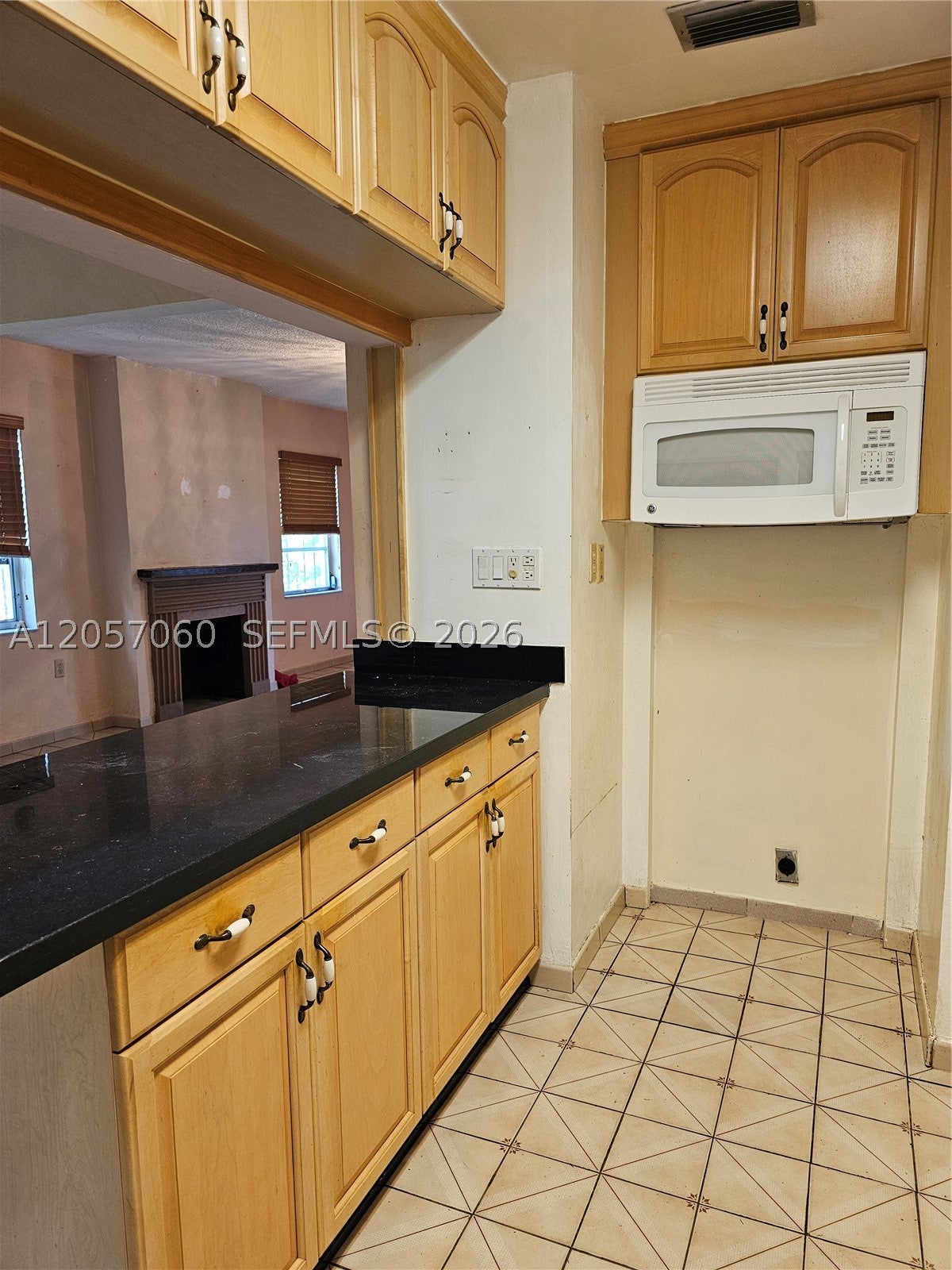 310 Ponce De Leon Blvd
