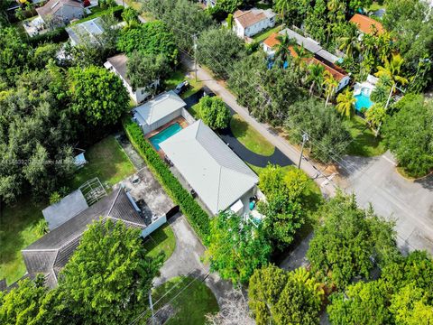 A home in Biscayne Park