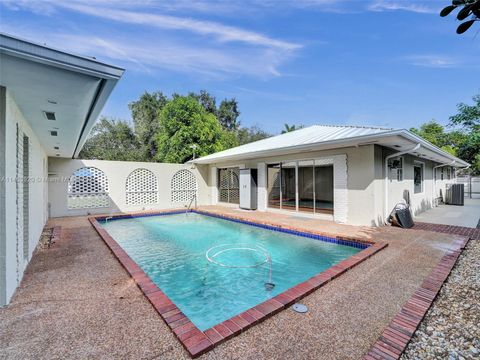 A home in Biscayne Park