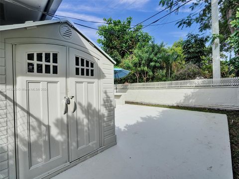 A home in Biscayne Park