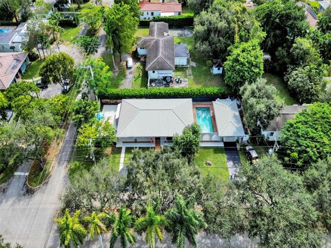 A home in Biscayne Park