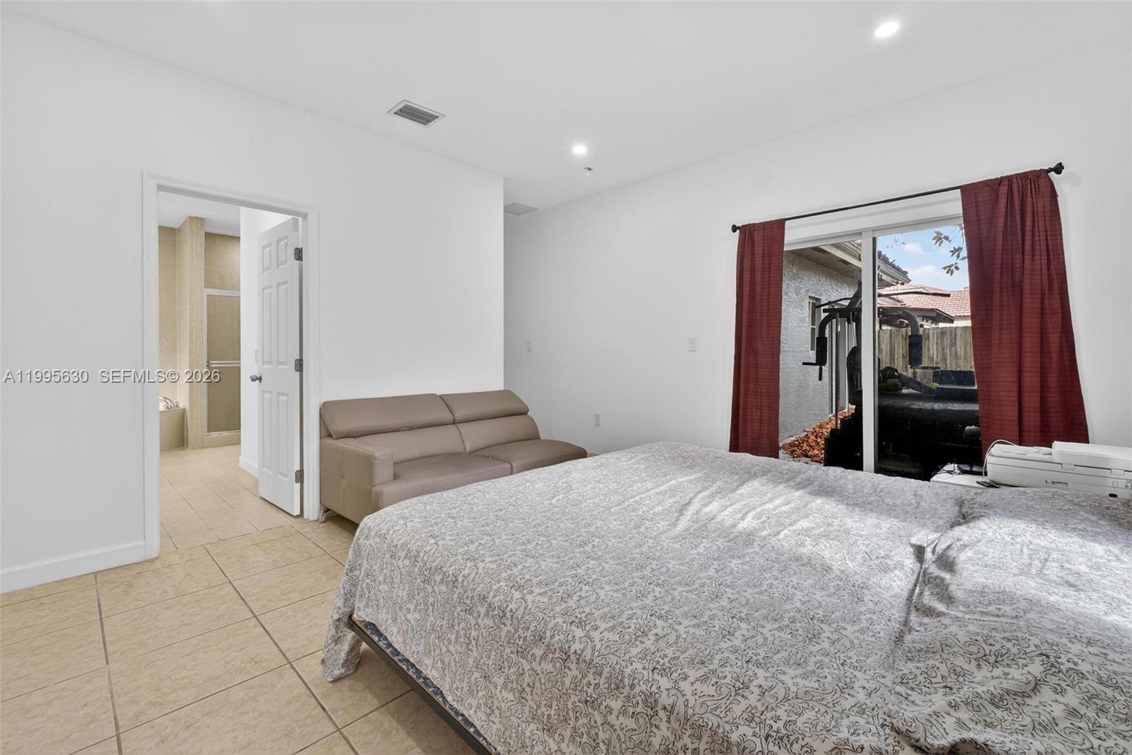CRISTYS HOMES - Residential