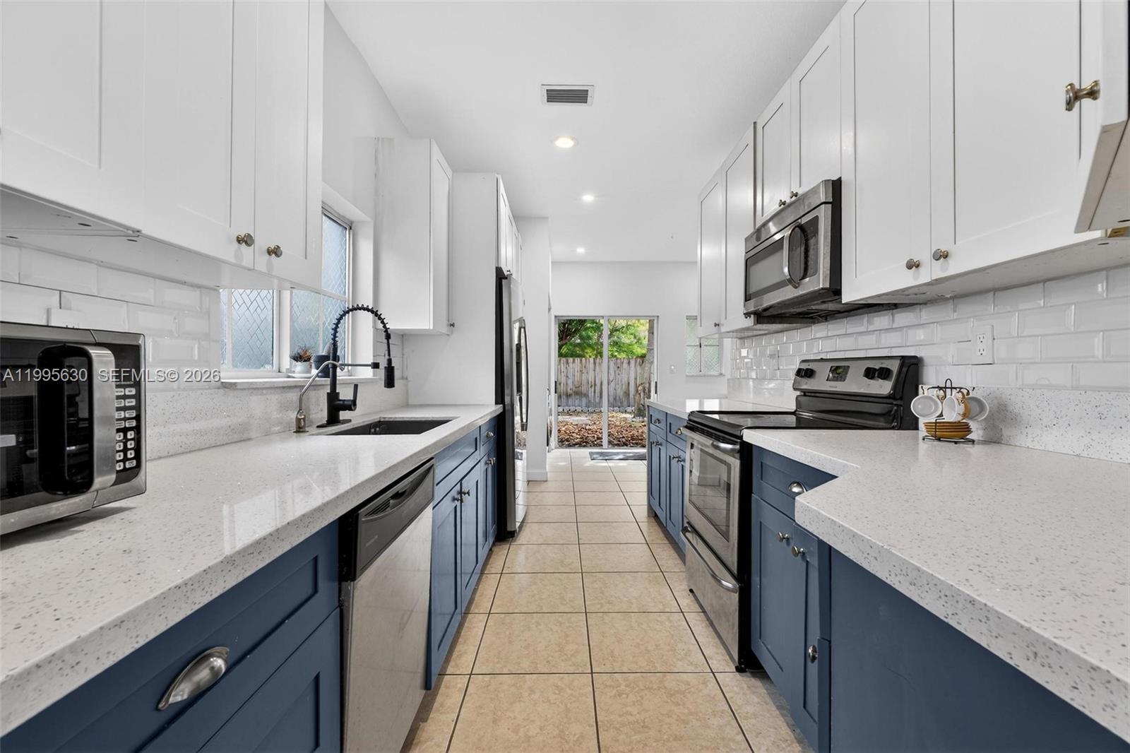 CRISTYS HOMES - Residential