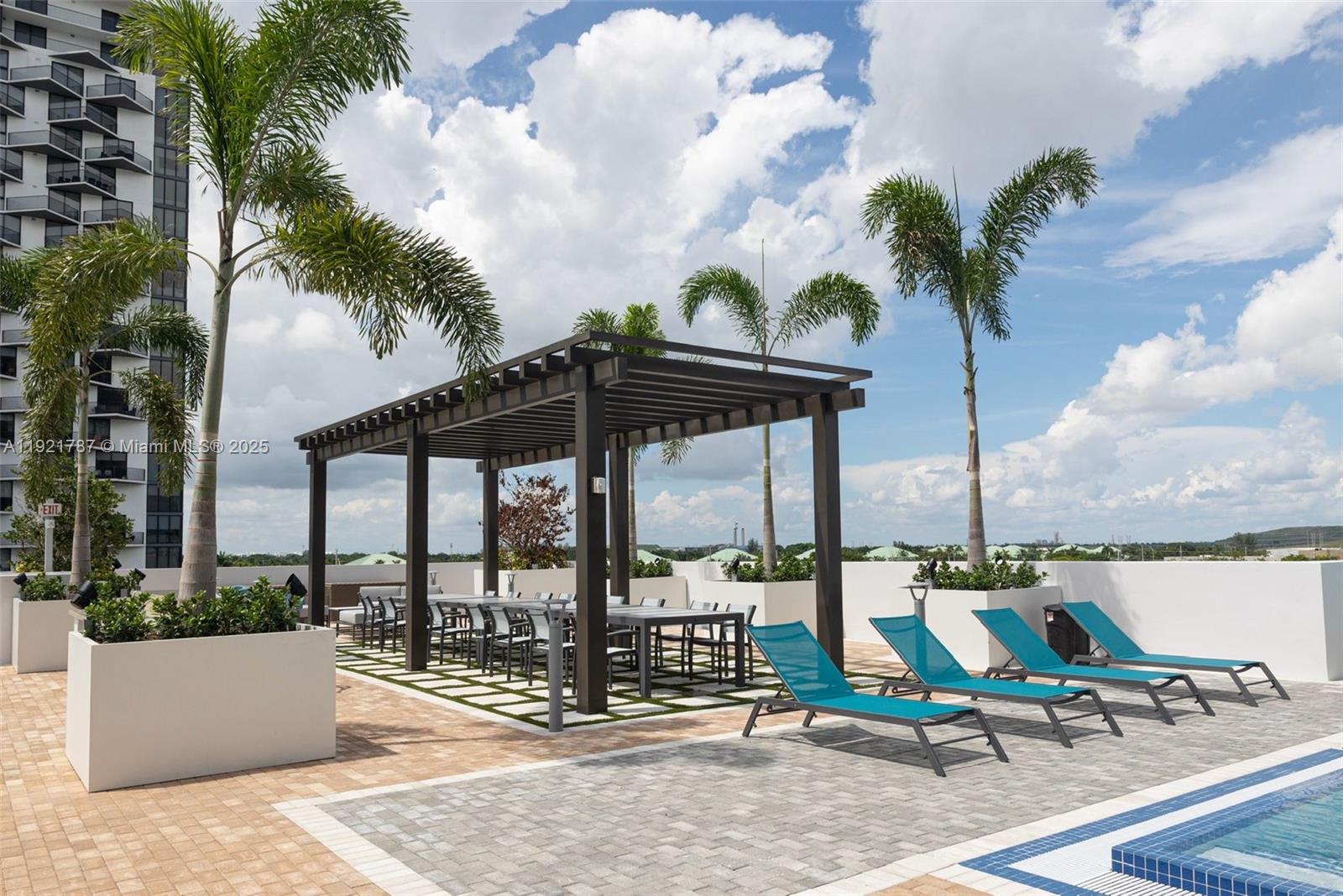 5350 PARK CONDO - Residential