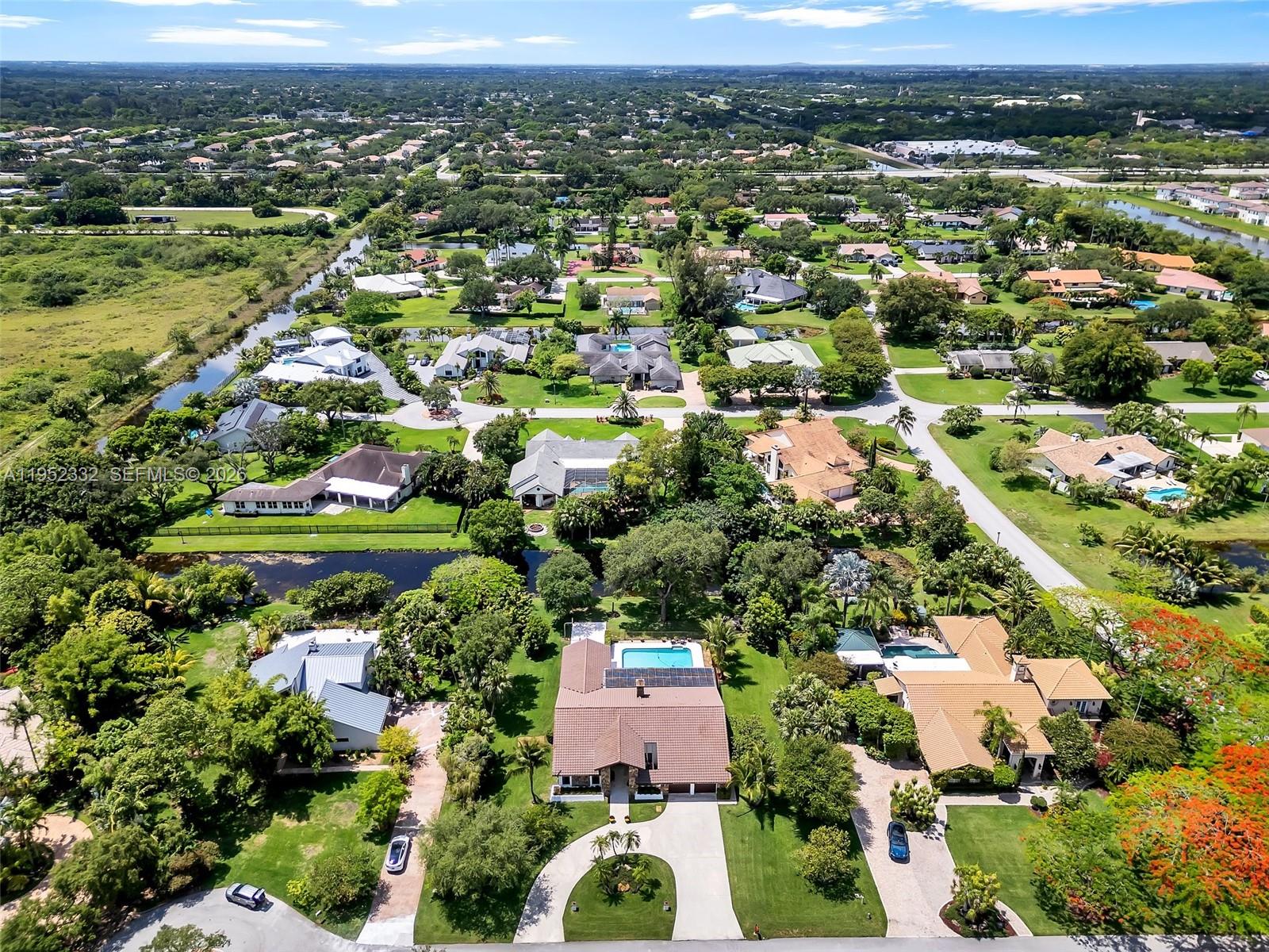 LAUREL OAKS EAST - Residential