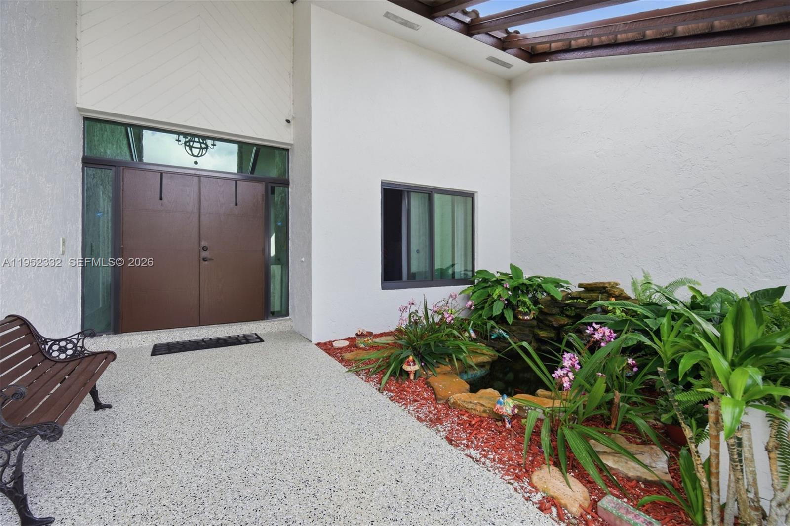 LAUREL OAKS EAST - Residential