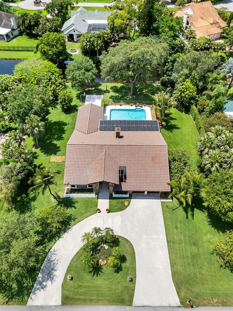 LAUREL OAKS EAST - Residential