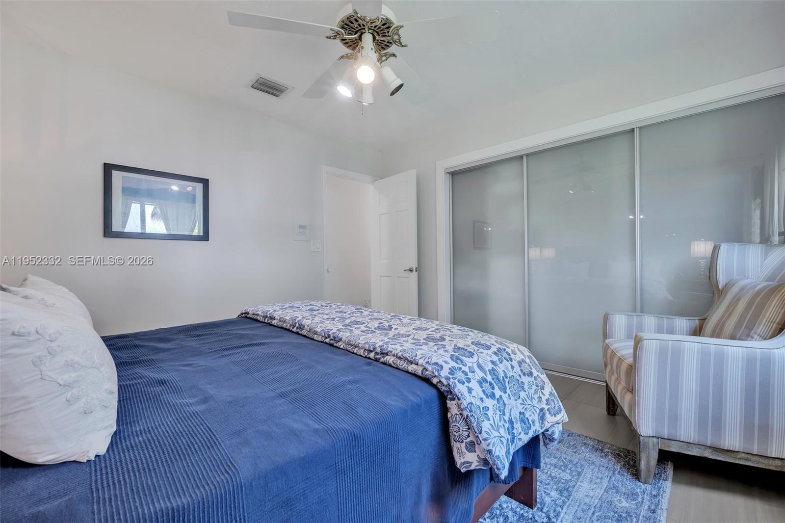 LAUREL OAKS EAST - Residential