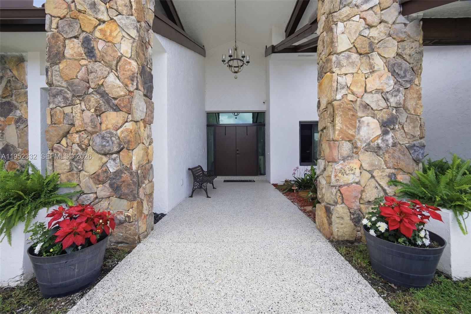 LAUREL OAKS EAST - Residential