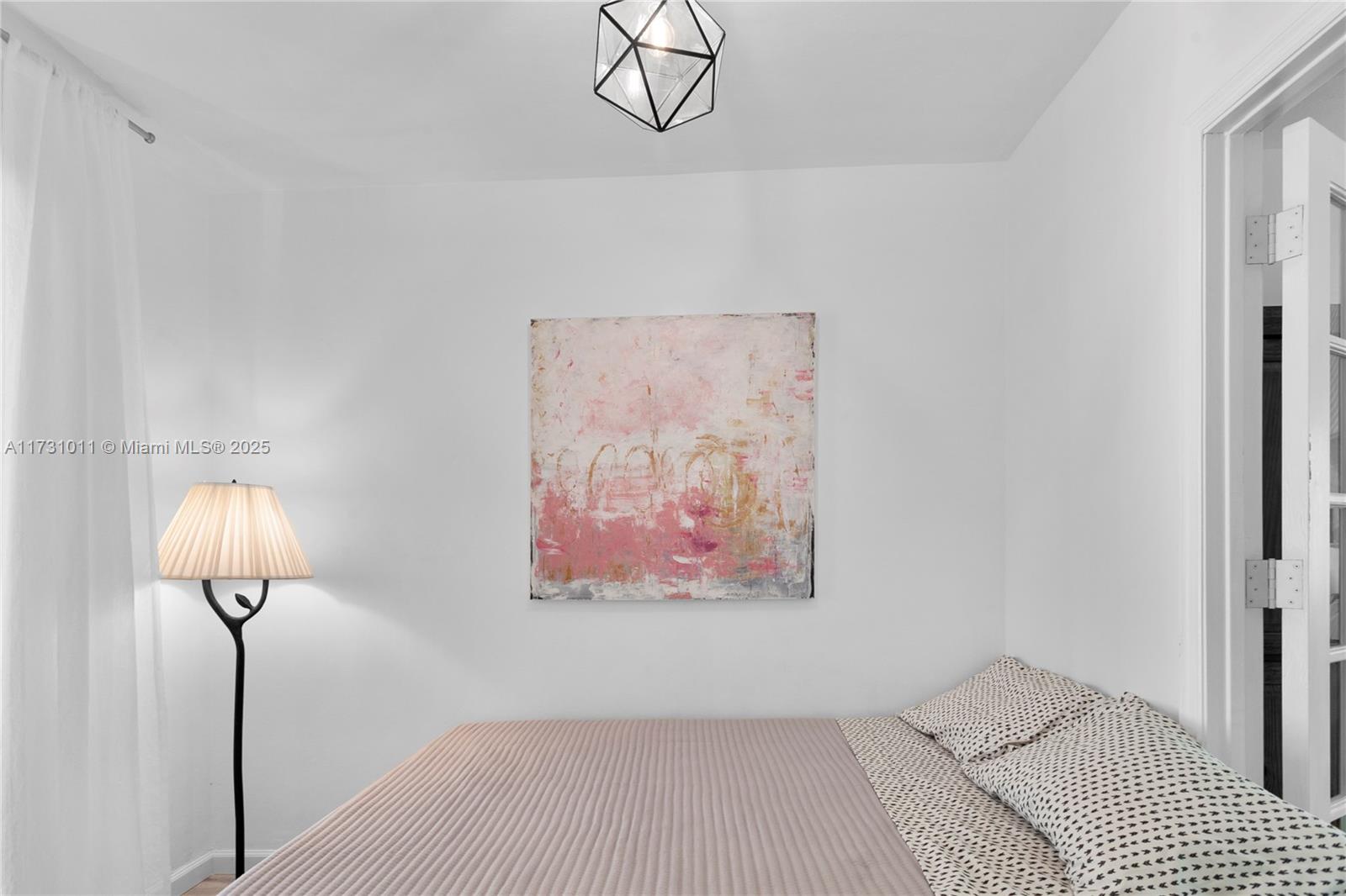 641 ESPANOLA WAY INC COND - Residential