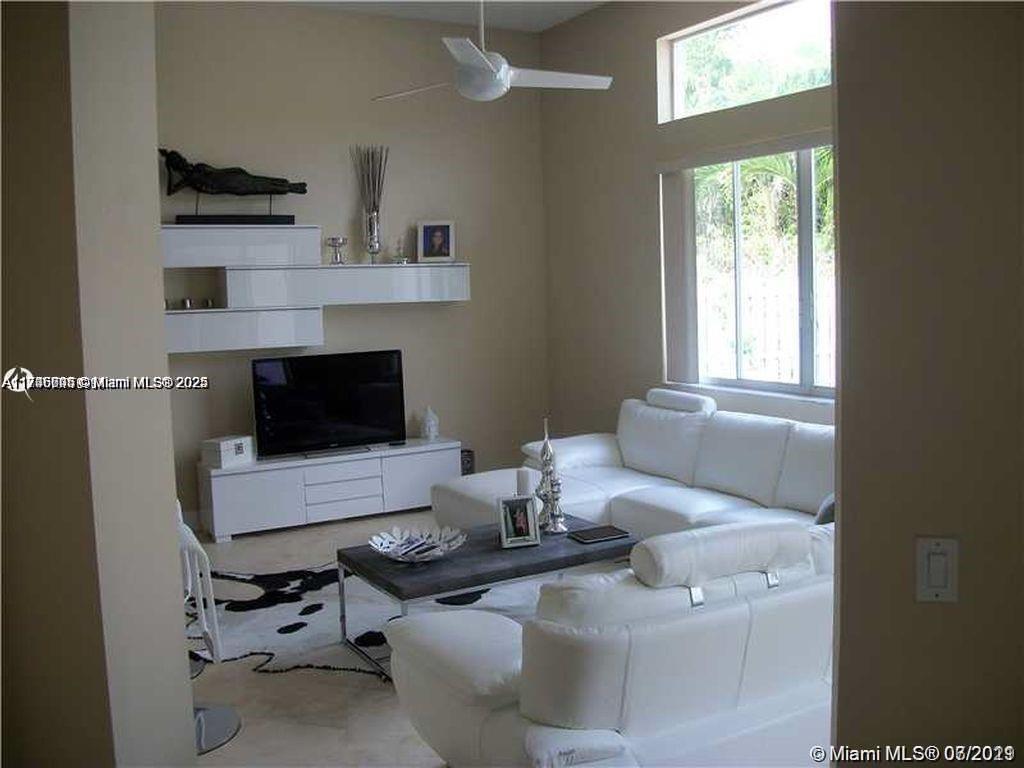 SECTOR 6 EAST - Residential