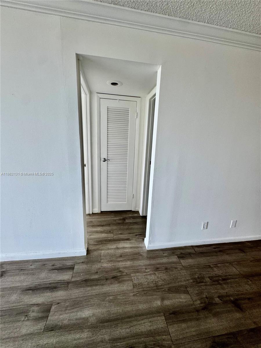 ROLLING HILLS GOLF AND TE - Residential