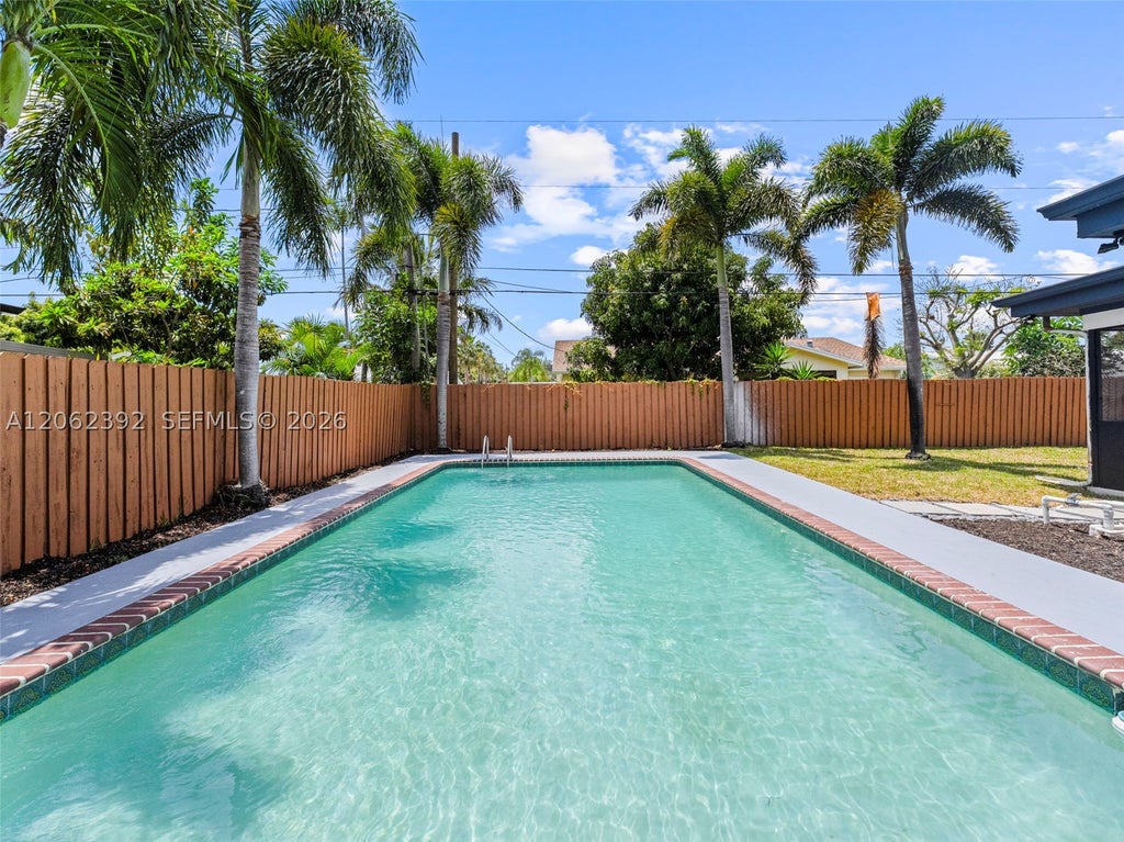 Photo of 949 Lighthouse Dr, North Palm Beach, FL 33408 (MLS # A12062392)