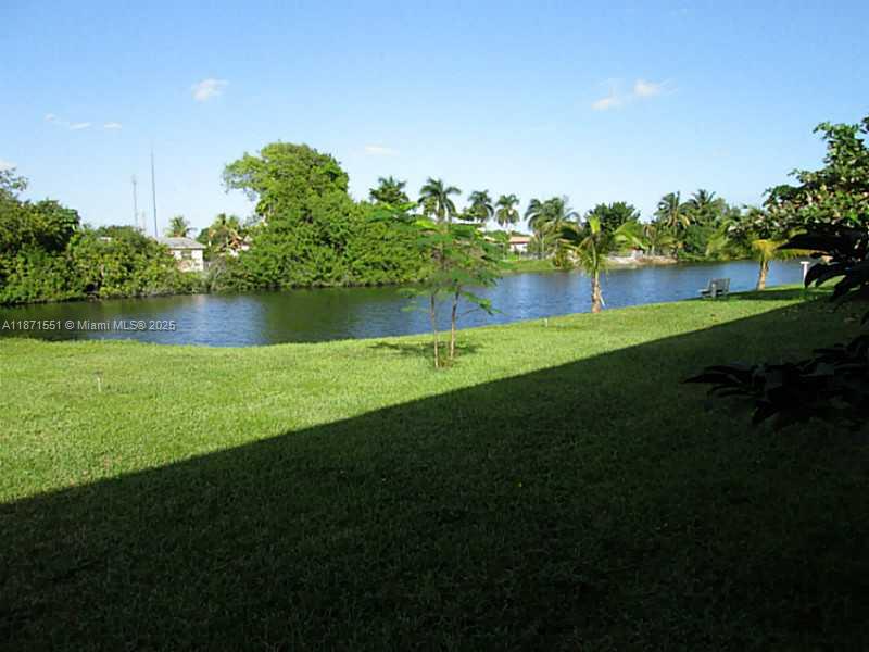 RO-MONT GARDENS ANDOVER A - Residential Lease