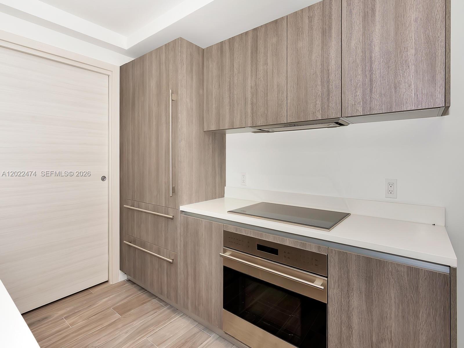 SLS LUX Residences - Residential