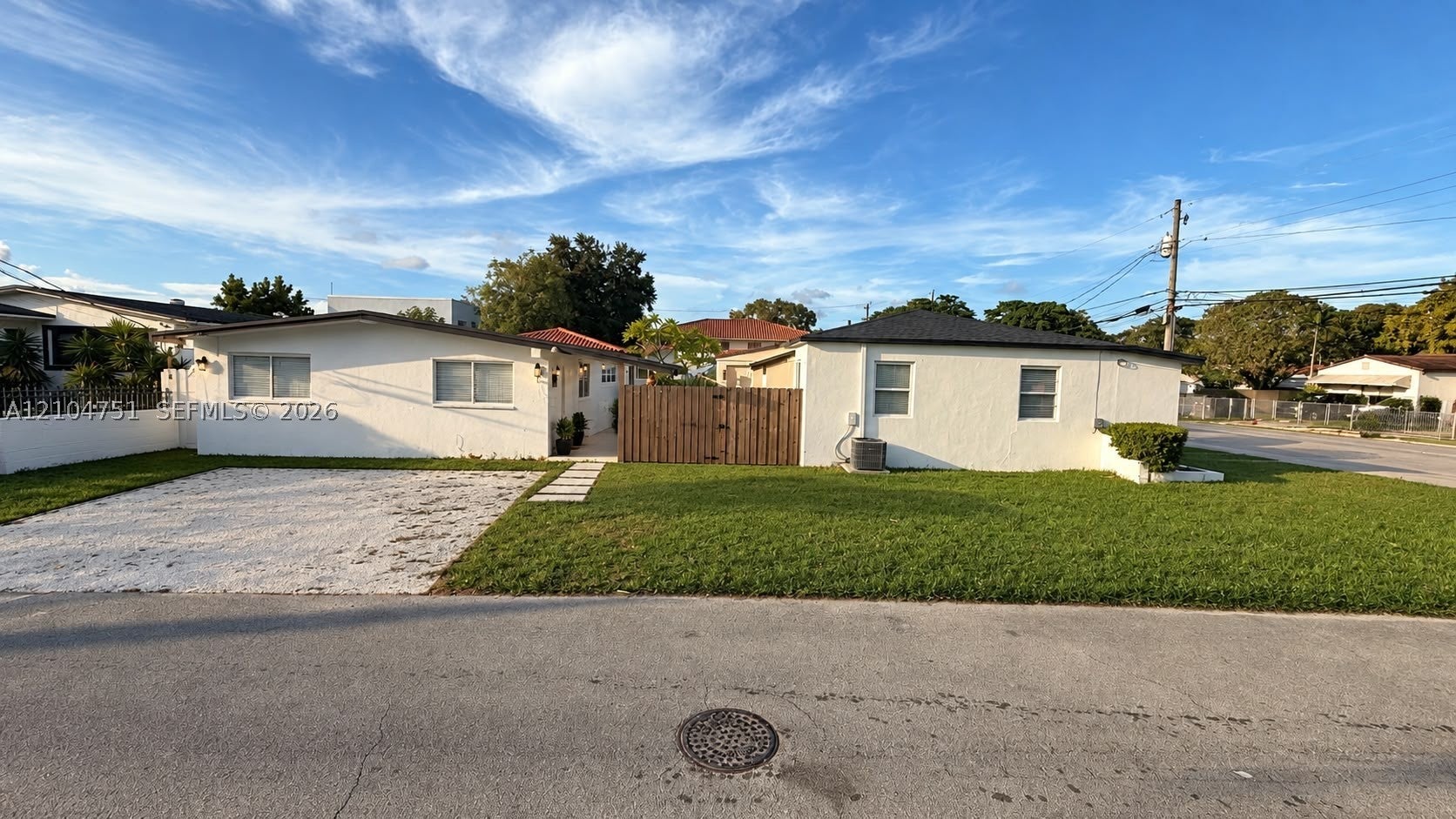 View photos, virtual tours, details... 250 NW 34th Ave