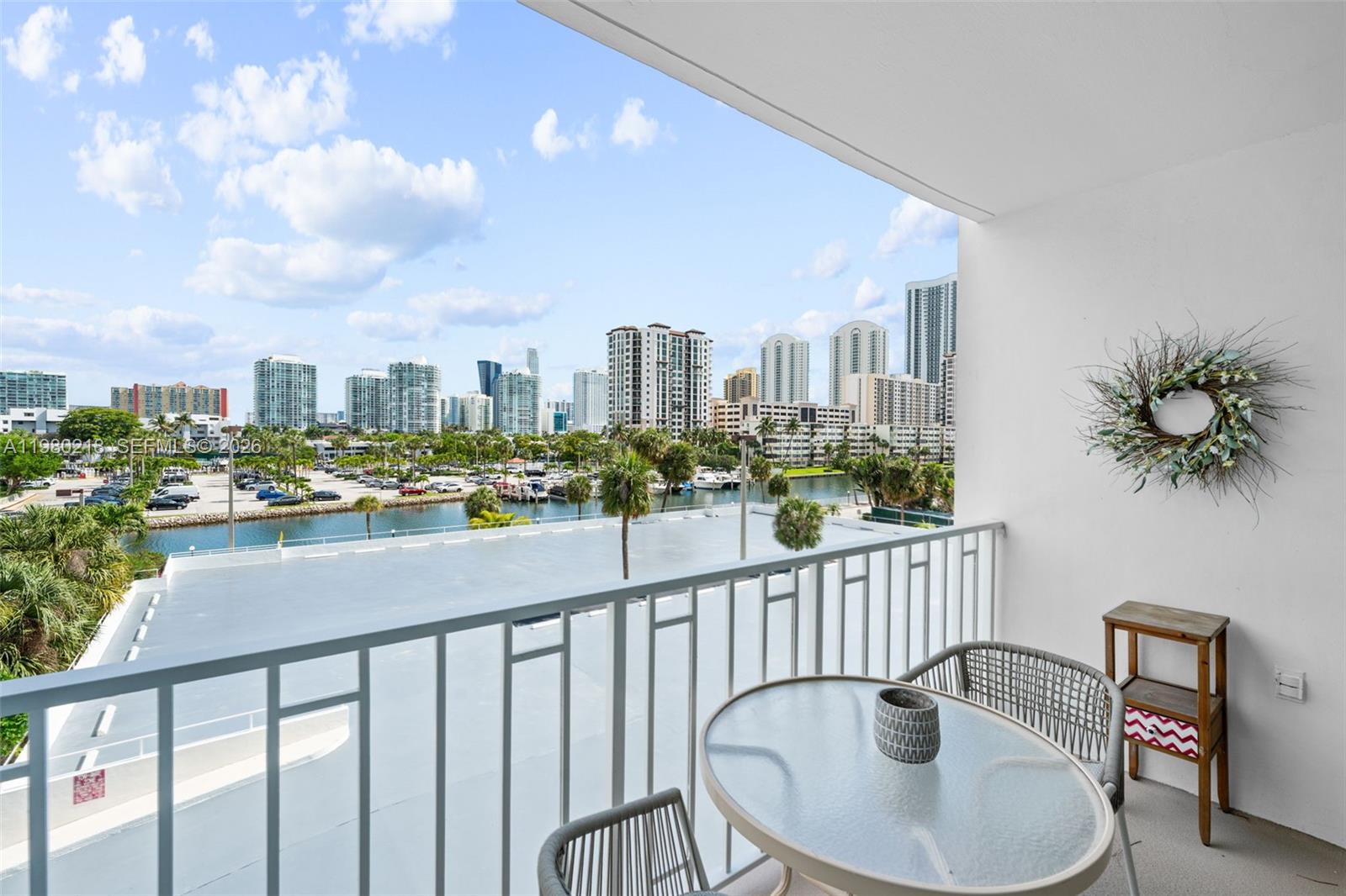 ARLEN HOUSE WEST CONDO - Residential