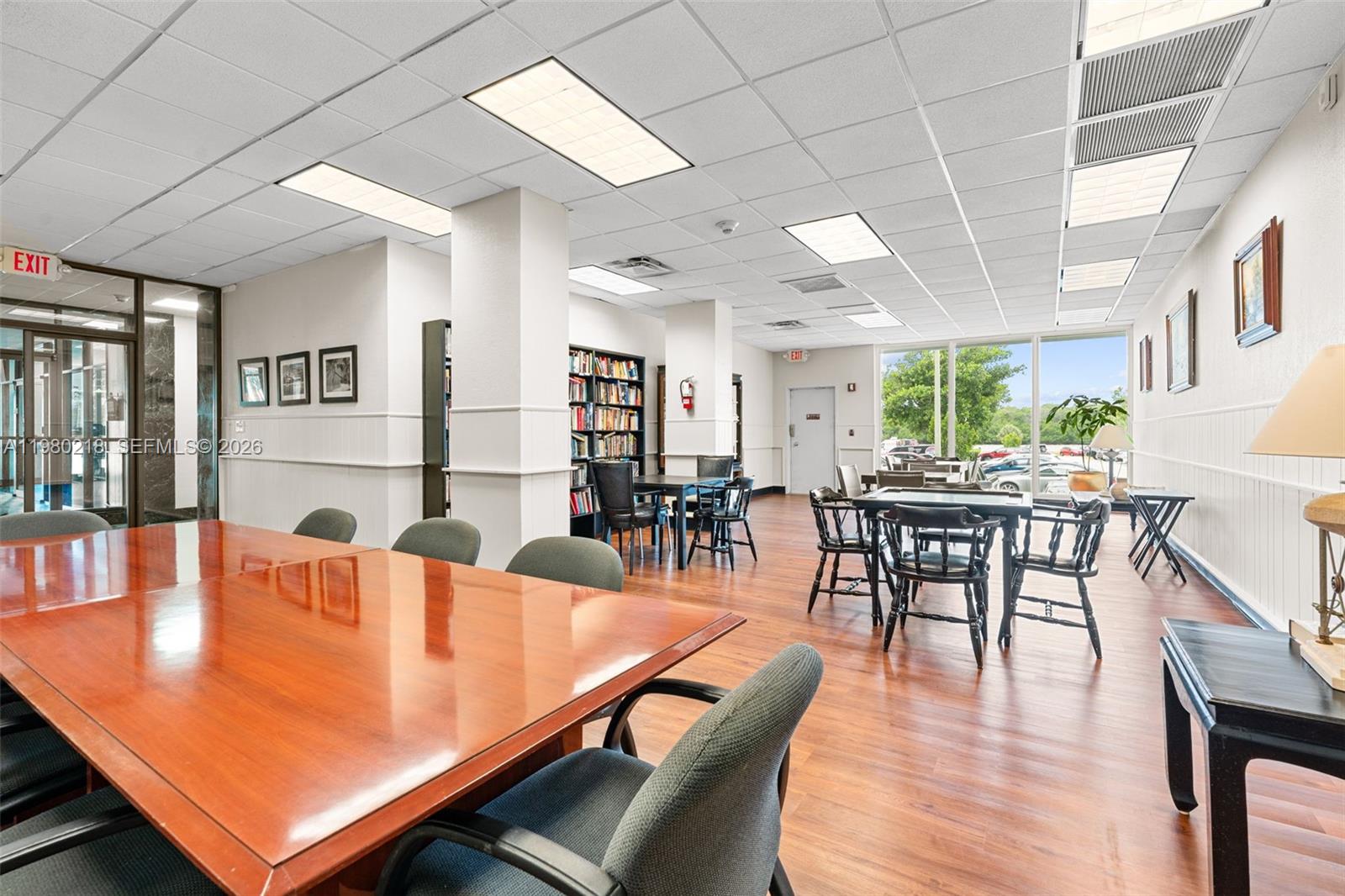 ARLEN HOUSE WEST CONDO - Residential