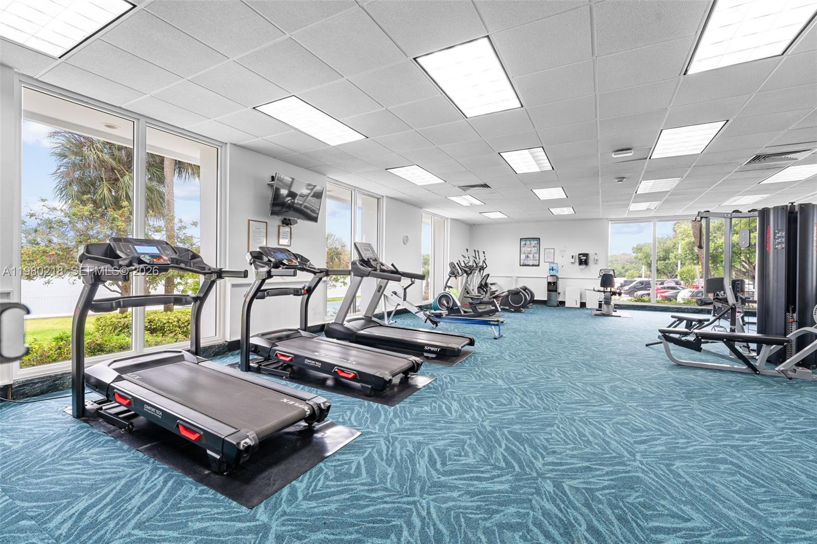 ARLEN HOUSE WEST CONDO - Residential