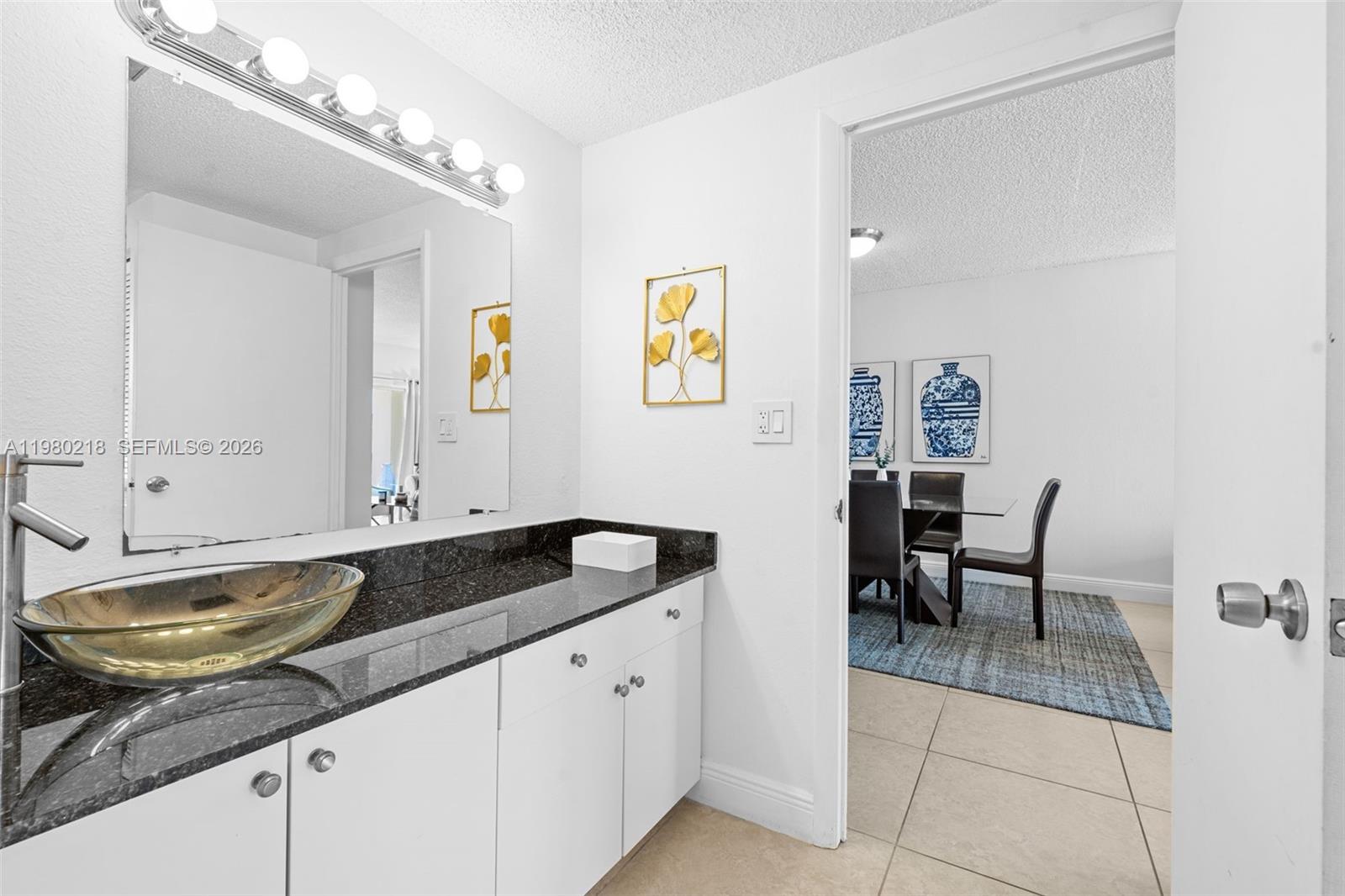 ARLEN HOUSE WEST CONDO - Residential