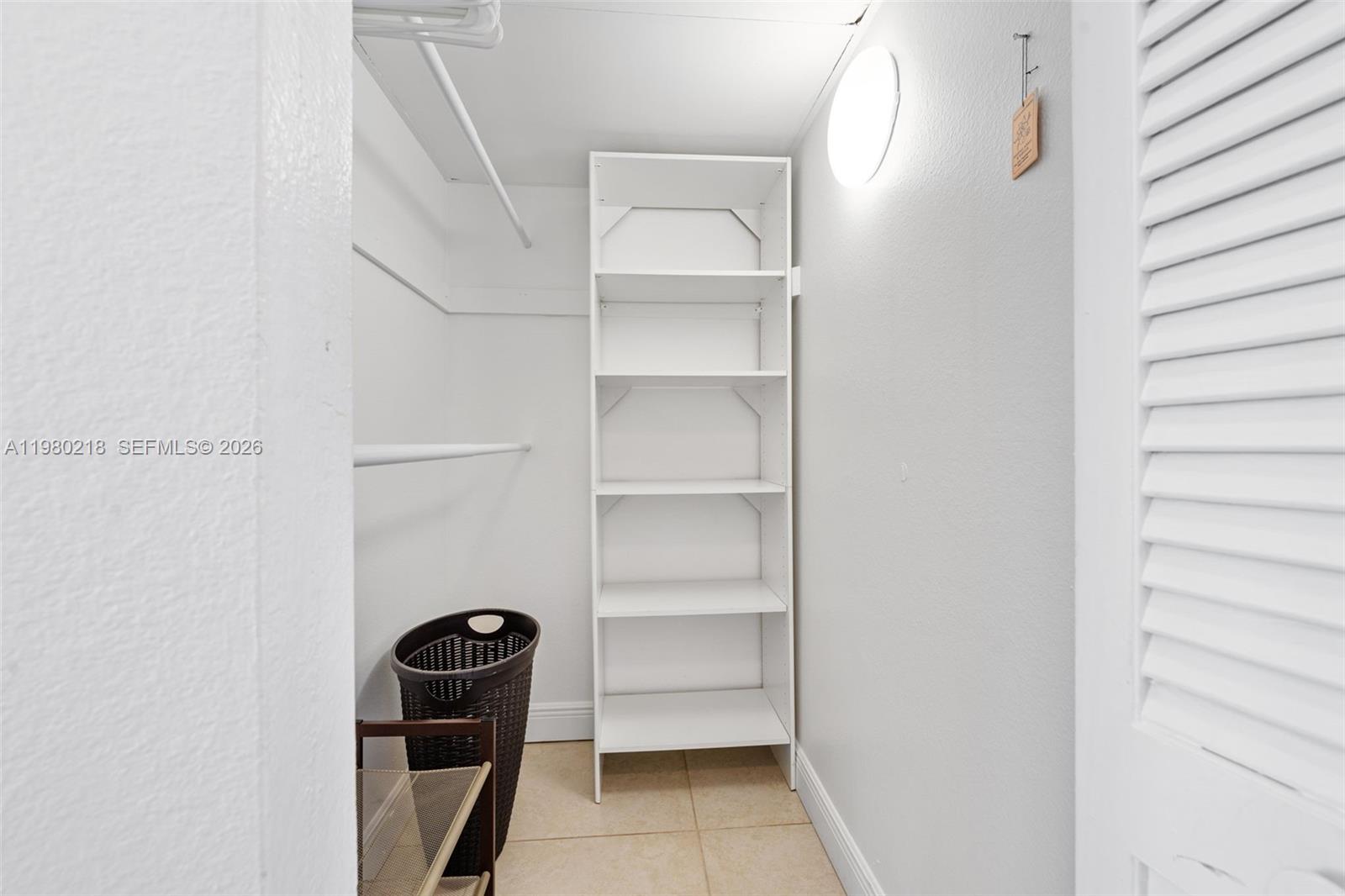 ARLEN HOUSE WEST CONDO - Residential