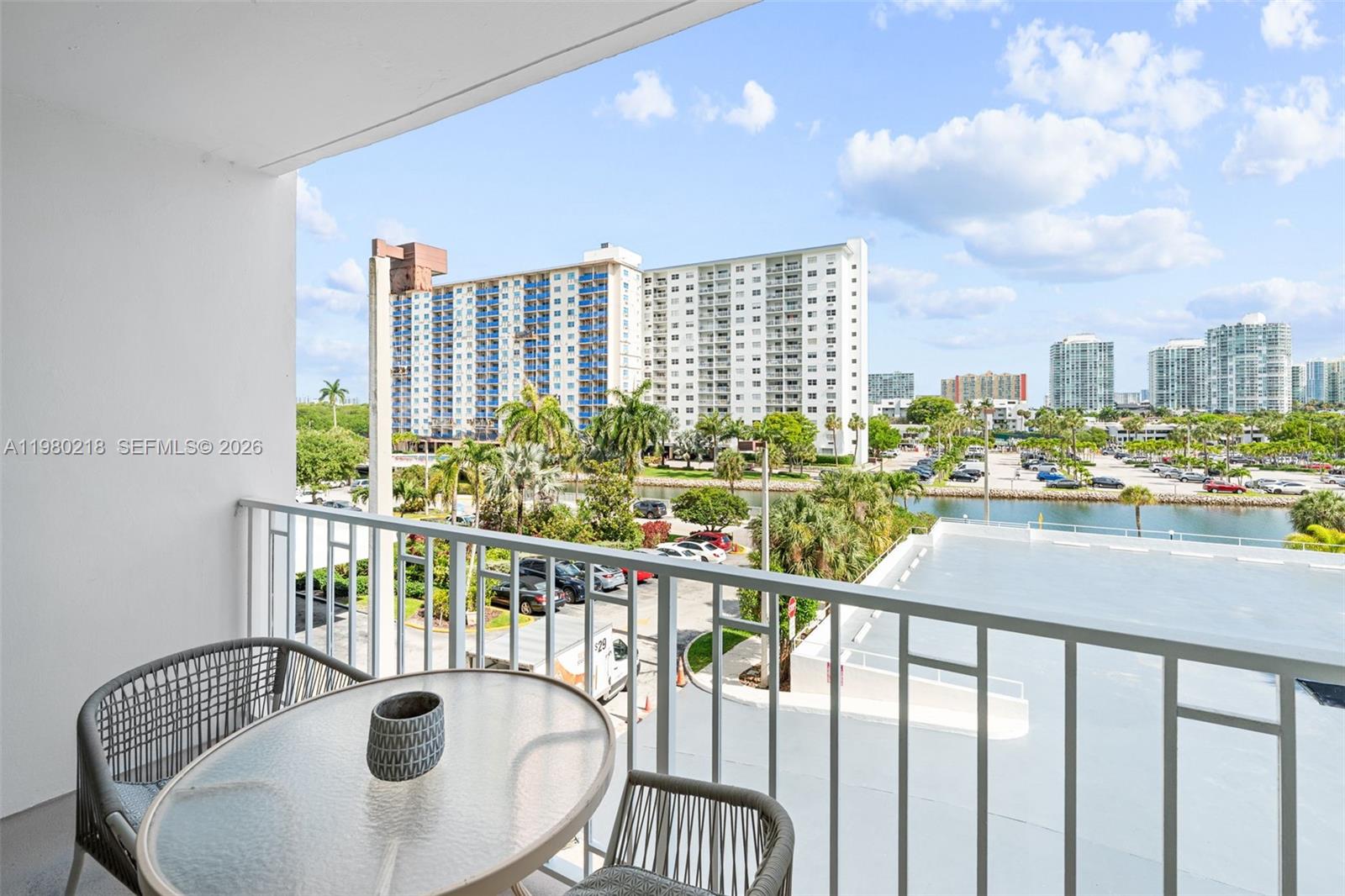 ARLEN HOUSE WEST CONDO - Residential
