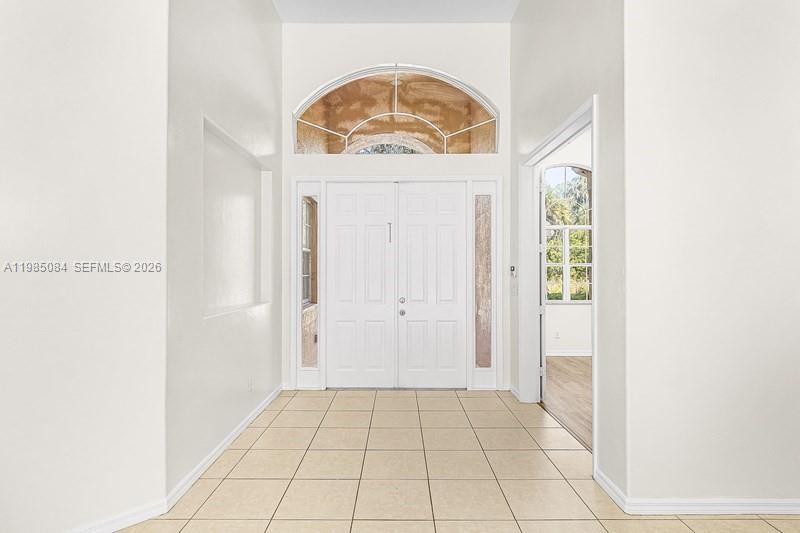 331000 - GOLDEN GATE EST - Residential