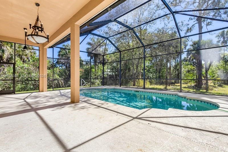 331000 - GOLDEN GATE EST - Residential