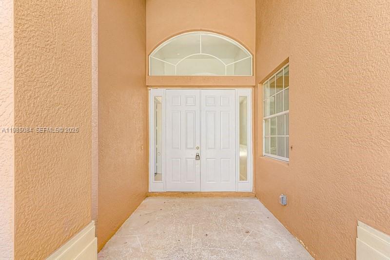 331000 - GOLDEN GATE EST - Residential