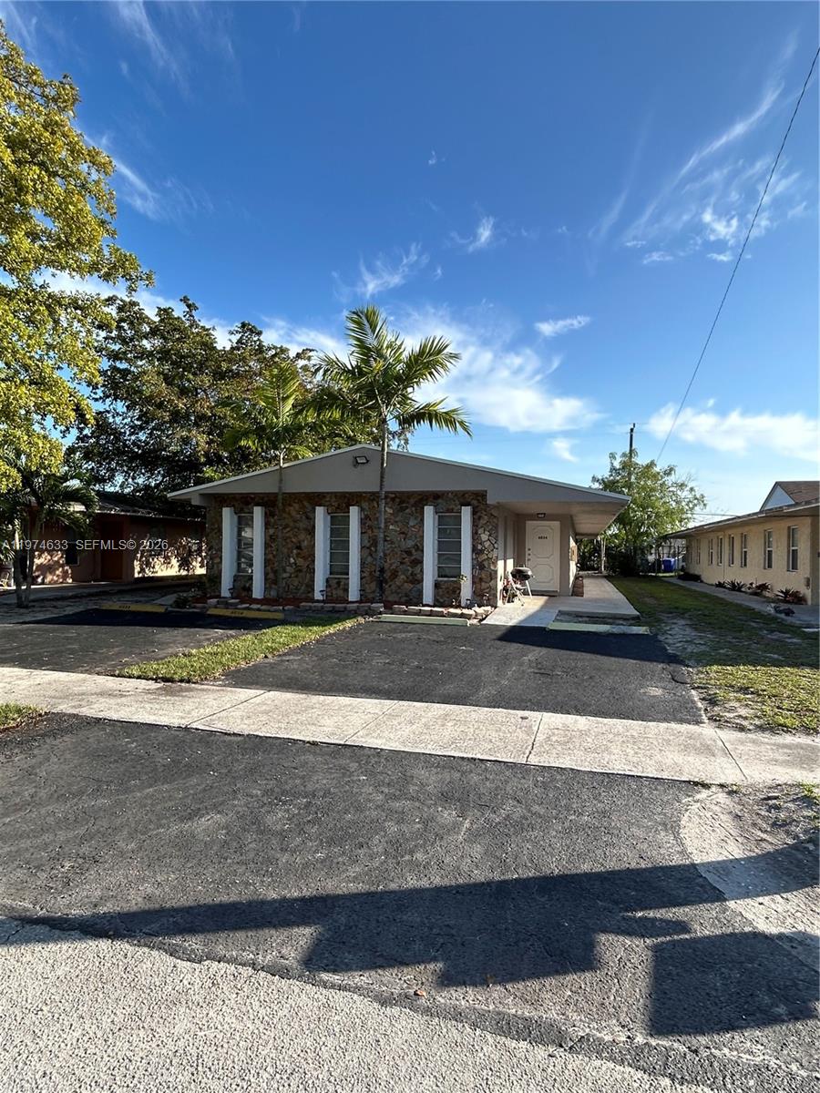 GRACEWOOD 24-22 B - Residential Lease