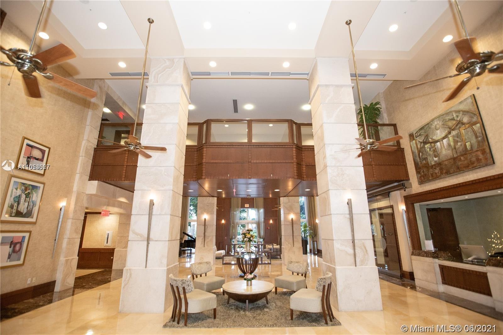 TURNBERRY ON THE GREEN CO - Residential Lease