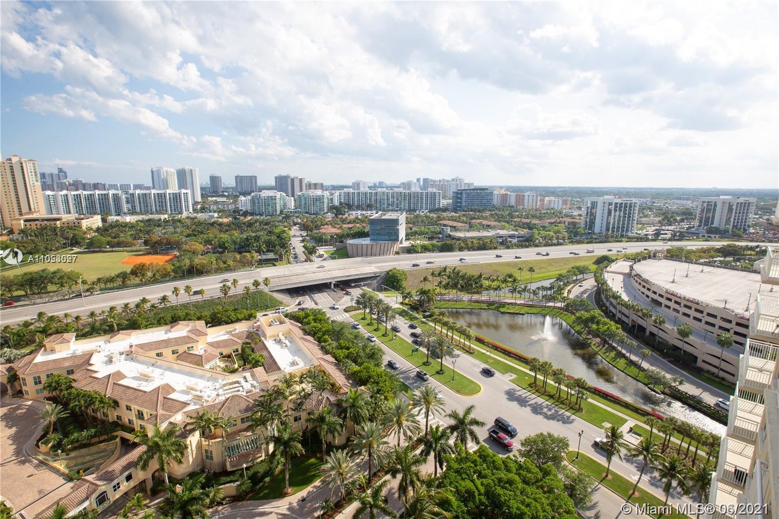 TURNBERRY ON THE GREEN CO - Residential Lease