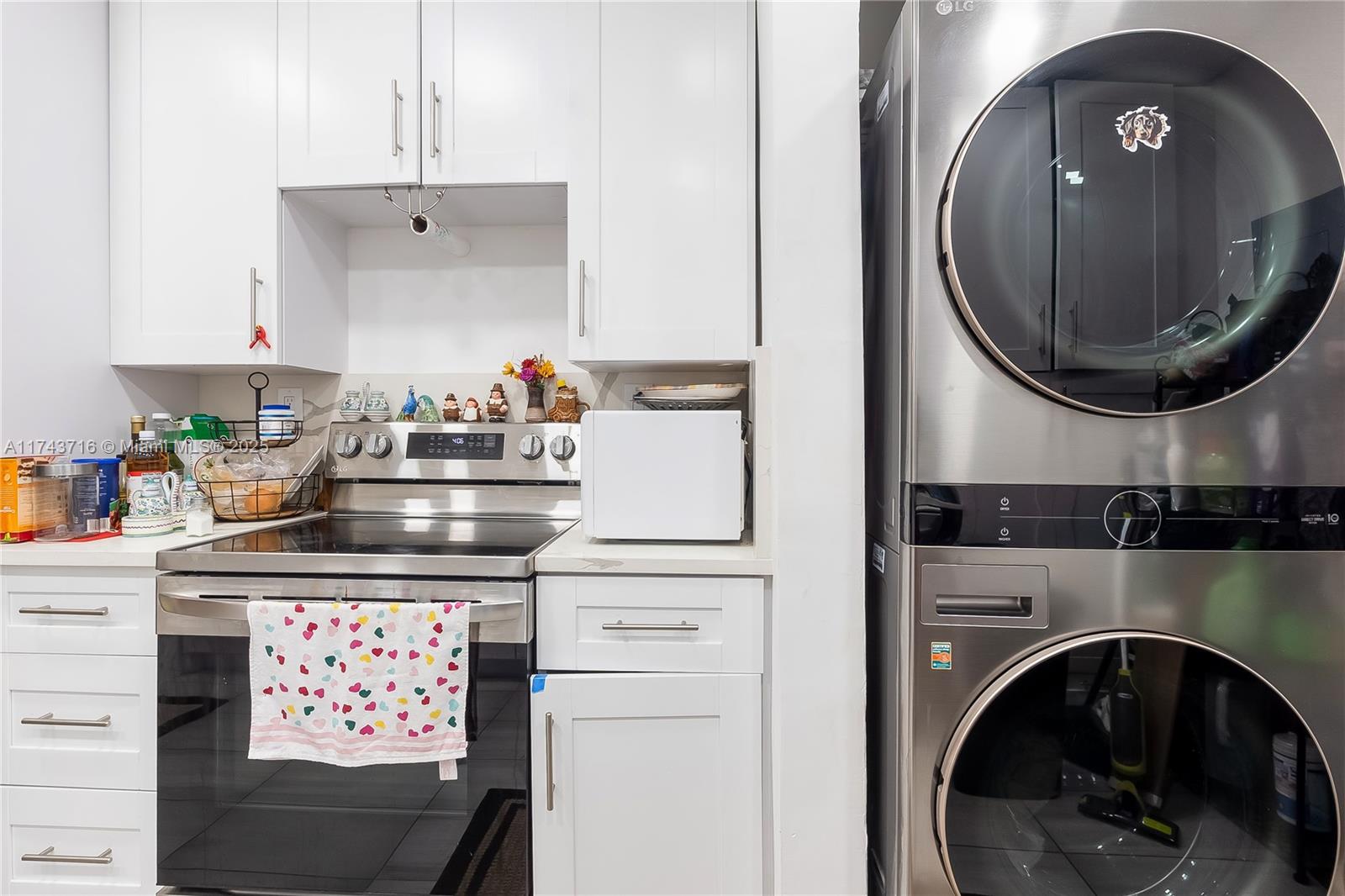 SUNLAND PARK SECTION 2 - Residential