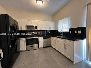 LEEWARD AT ISLANDS AT DOR - Residential Lease