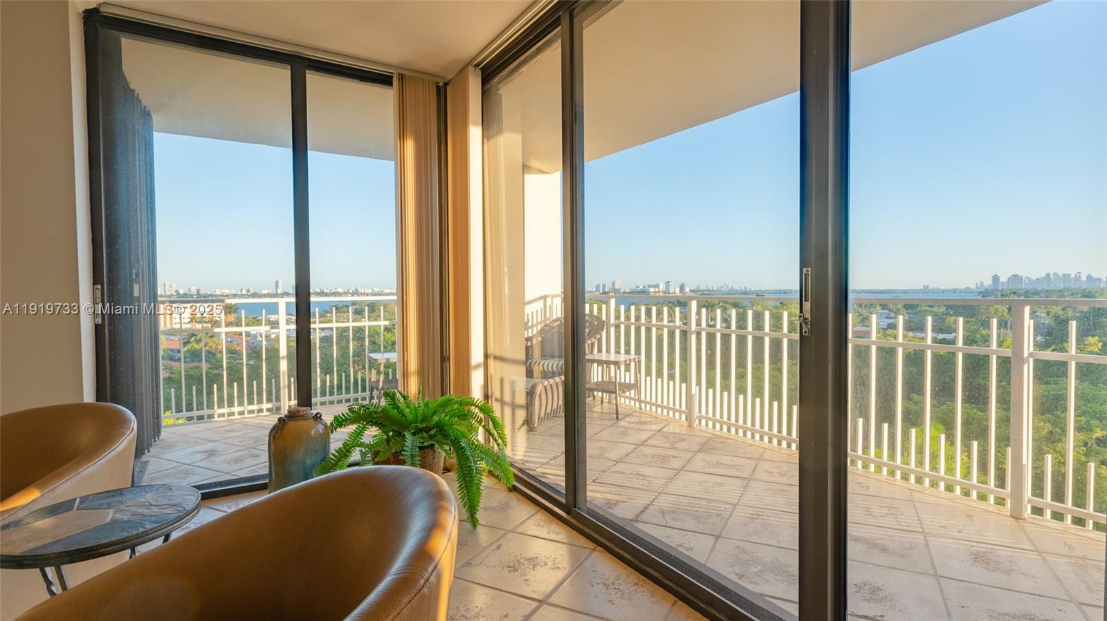 1000 Quayside Ter 812