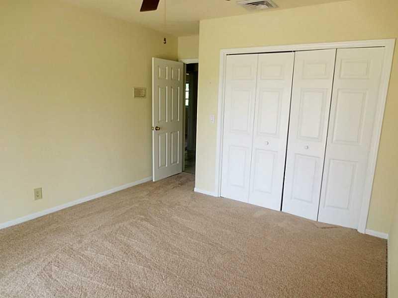 CORAL SPRINGS COUNTRY CLU - Residential