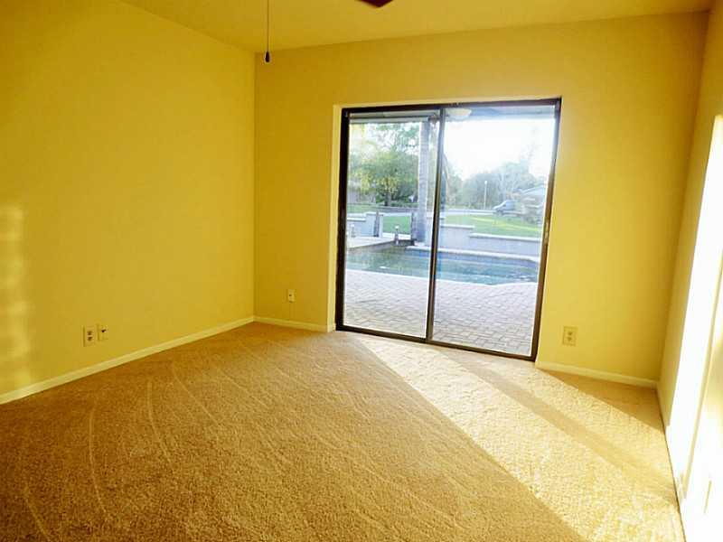 CORAL SPRINGS COUNTRY CLU - Residential