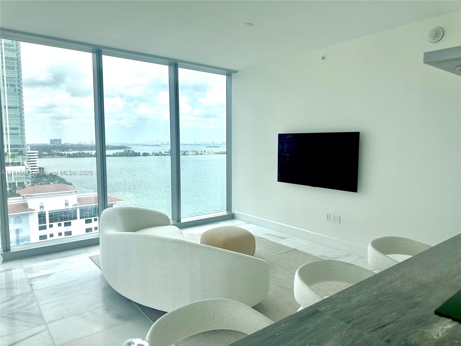 700 Ne 26th Ter 1106, Miami, Broward County, Florida - 2 Bedrooms  
2 Bathrooms - 